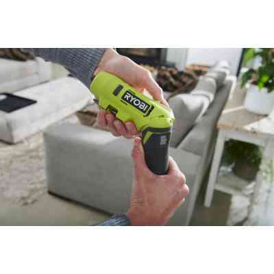 Отвертка аккумуляторная Ryobi RSDP4-120G 4В, USB, Lithium, 1х2Ah, 5Нм, 200об/мин, поворотная ручка (5133005958) Винница