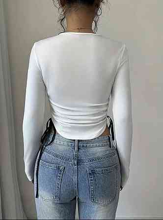 Женский элегантный топ с длинными рукавами и изысканными черными бантиками вискоза Одесса