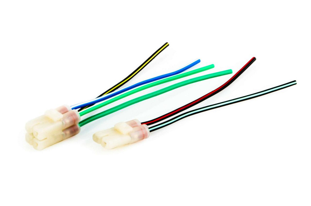 Роз'єм комутатора скутер 4 Т китай 50-150 (4+2 контакти, мама, + проводи) Мукачево - фото 1