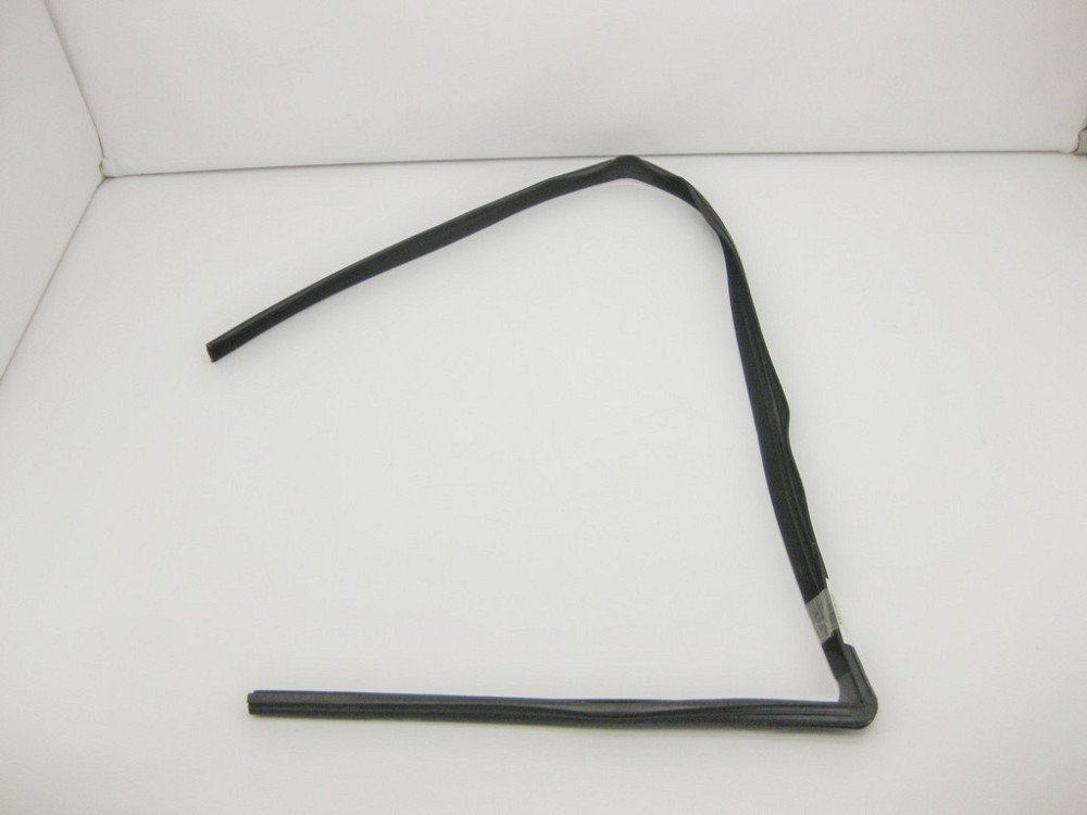 Mercedes-Benz  A1647250325 Ущільнювач опускного скла передніх лівих дверей ML W164 GL X164 Одеса - фото 4