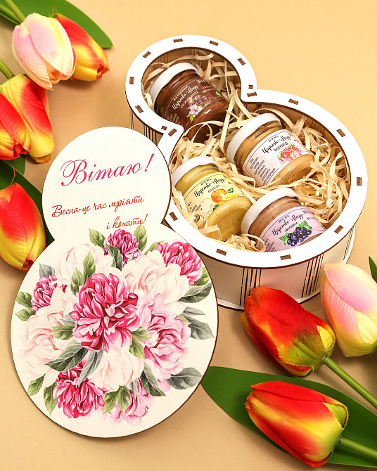 Небольшой подарок женщине на 8 марта №89 Подарочные наборы на 8 марта. 20 см Одесса - изображение 1