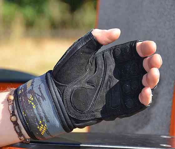 Перчатки для фітнесу MadMax MFG-880 Signature Black/Grey/Yellow XXL Кам'янське