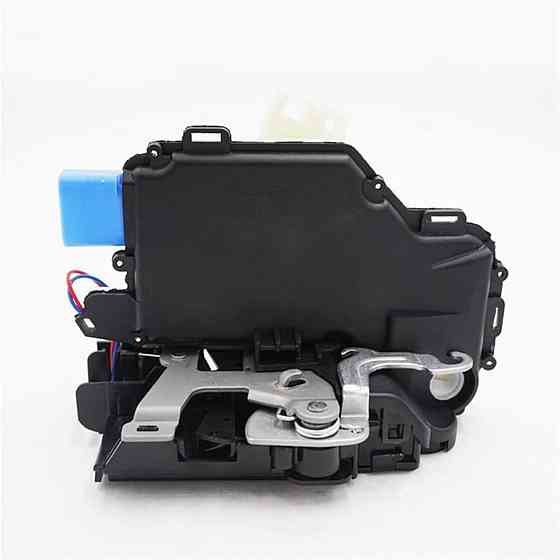 Актуатор замка дверей 6Qd837015B/3B1837015BC чорний пласт./метал. для VW Polo/Multivan/Transporter центрального замка, активатор Київ