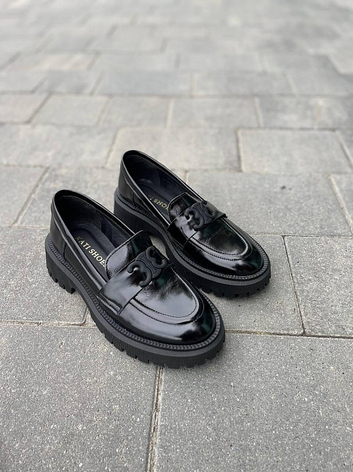 Туфли женские KATI SHOES черные лакированные натуральная кожа на низком ходу размер 36-40 (305) Коломия - фото 7