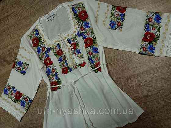 Жіноча лляна вишиванка 
