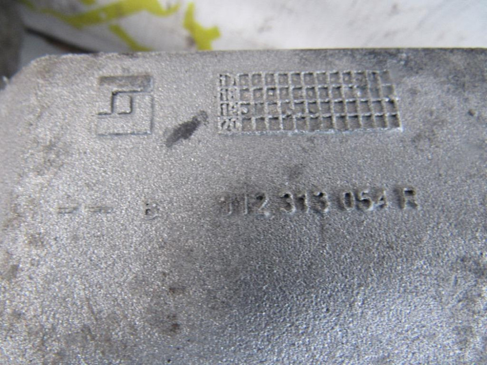 Кронштейн двигуна правий Renault Trafic III 1.6 dci 2014-2021 (112313054R) Ковель - фото 1