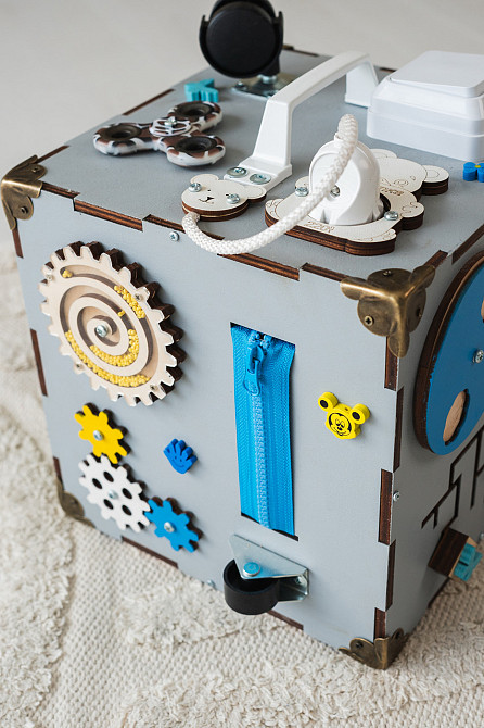 Маленький Бізікуб 23*23*23 Сірий дитячий куб Бізікуб для хлопчика Бізіборд Тернопіль - фото 4