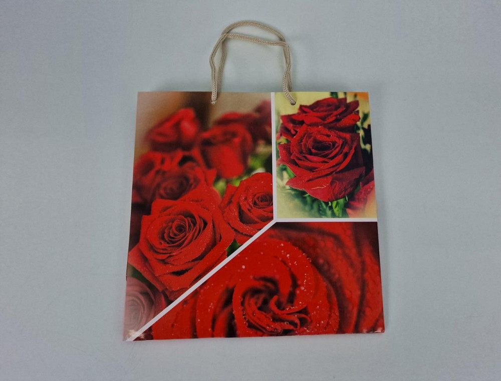 Пакет бумажный подарочный квадратный 23*24*10(артKV-001) (12 шт) Харьков - изображение 2