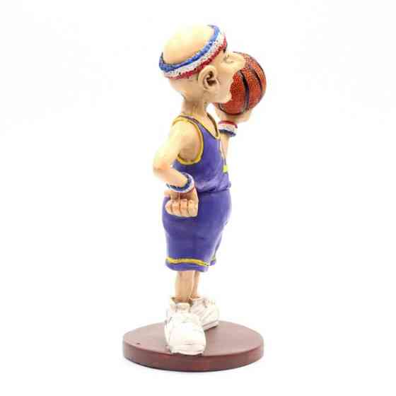 Фігурка "Баскетболіст" 16,5 см Рівне