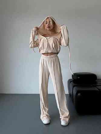 Женский прогулочный плюшевый костюм тройка: кофта топ и штаны велюр-плюш Бежевый, 46/48 Одесса