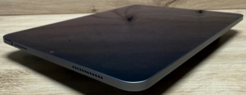 Планшет Apple iPad Air 5го покоління із процесором Apple M1
10.9‘‘ Wi-Fi 
256gb
Колір Space Grey Київ - фото 4