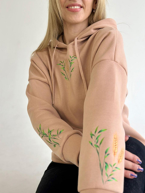 Утепленный худи с патриотическим принтом 