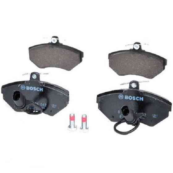 Гальмівні колодки Bosch дискові передні AUDI A4 -06/VW Passat -00 0986494042 Харків