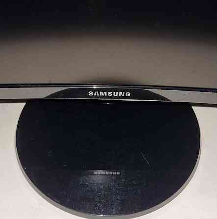 Монітор вигнутий Samsung C24F390FHl. Київ