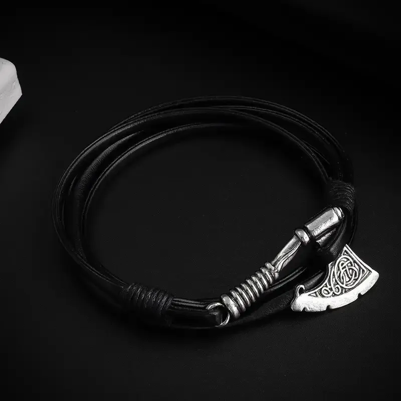 Черный кожаный браслет мужской со знаком топора викинга — оберег, стильное украшение, подарок Киев - изображение 1