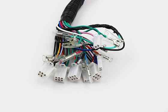 Проводка центральна (з тахометром) 7фішок біля керма (див. фото) Киев