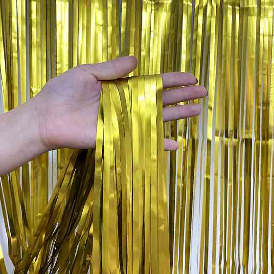 Дощик для фотозони матовий 3 м на 1 м золотистий Київ