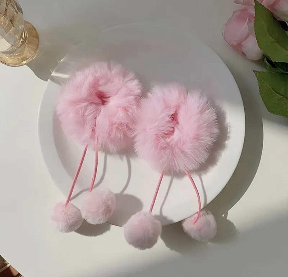 Гумки для волосся з хутра 2 шт Рожевий Сміла - фото 5