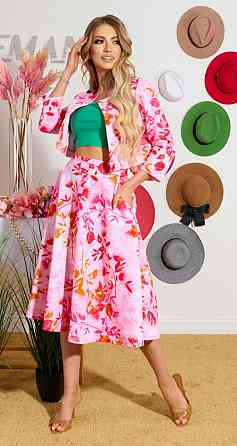 Костюм з укороченим жакетом (42) Київ