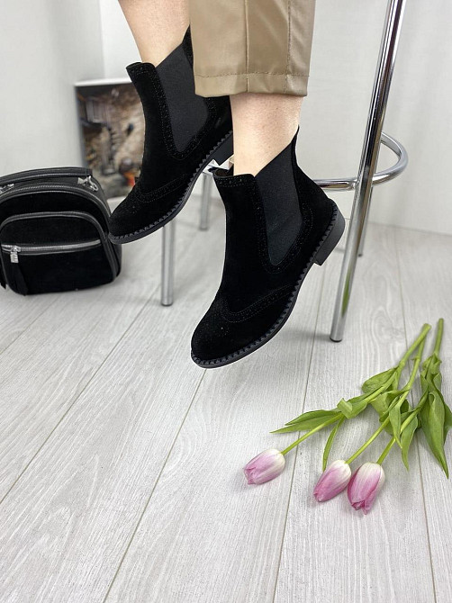 Kadar Черевики жіночі KADAR чорні натуральна замша весна-осінь высота 11см размер 36р.37р.38р. Коломыя - изображение 1