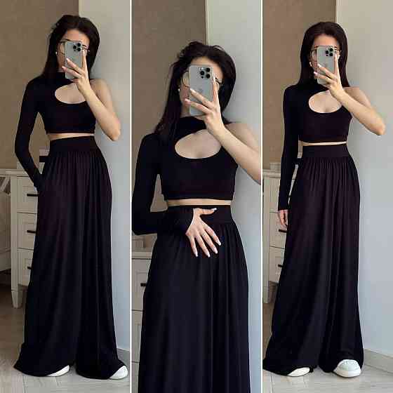 Жіночий стильний костюм-двійка: топ на одне плече та штани турецька віскоза Чорний Одеса