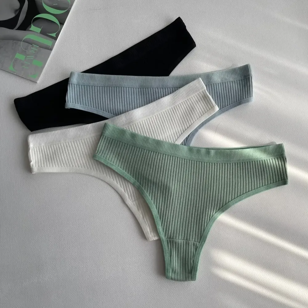 Базовые стринги в рубчик ( Белый  цвет, размер M,L,XL ) Киев - изображение 2