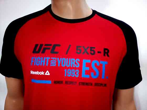 Мужская трикотажная футболка REEBOK Киев