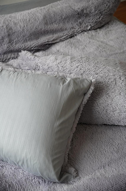 Постільна білизна зимова Верх хутро, внутрішня частина бавовна Сірий Двоспальний 180х215 см Київ - фото 11
