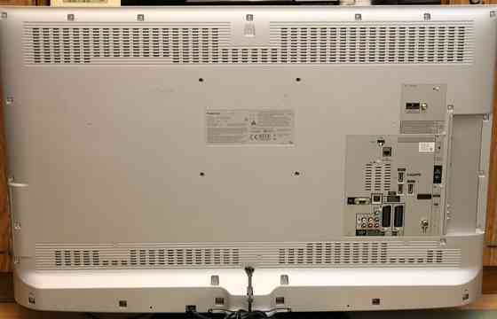 Телефон Panasonic TX- L42D25E 42" Дюйма. Київ