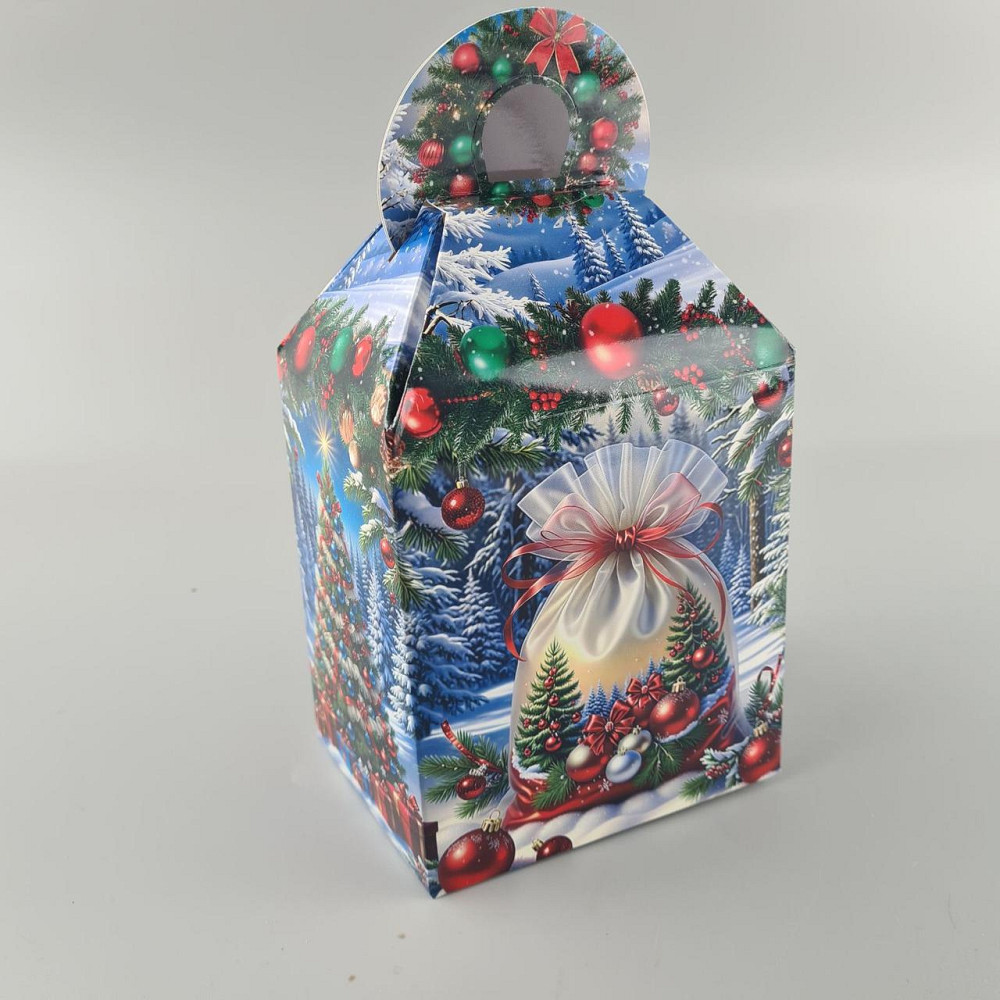 Новогодняя подарочная картонная упаковка для конфет (700грм) №231 