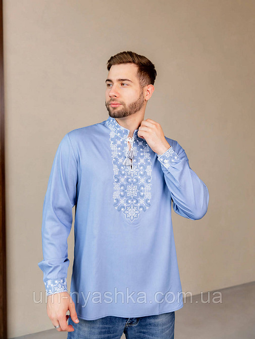 Мужская вышиванка голубая с белой вышивкой Полковник джинс Кривой Рог - изображение 1