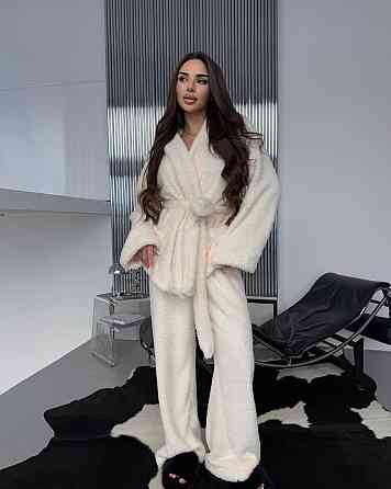 Женская теплая повседневная плюшевая пижама двухсторонняя махра Одесса