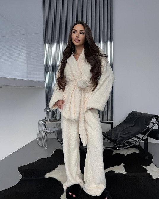 Женская теплая повседневная плюшевая пижама двухсторонняя махра Одесса - изображение 3