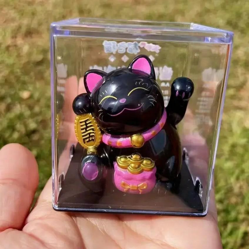 Міні-фігурка Манекі-неко, що махає лапкою, на сонячних батареях - японський талісман удачі та багатс Київ - фото 1