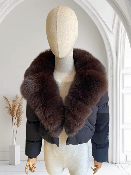 Жіноча куртка пуффер з натуральним хутром песця Чорний XS Харків - фото 2