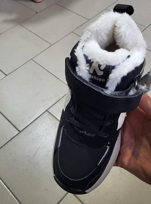 Детские черные зимние кроссовки на меху  34,37 Николаев - изображение 4