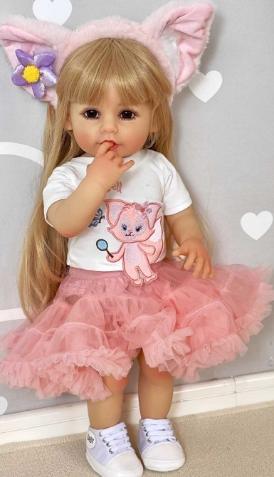 Реалистичная кукла реборн девочка Лина 55 см с аксессуарами и одеждой. Харьков - изображение 4