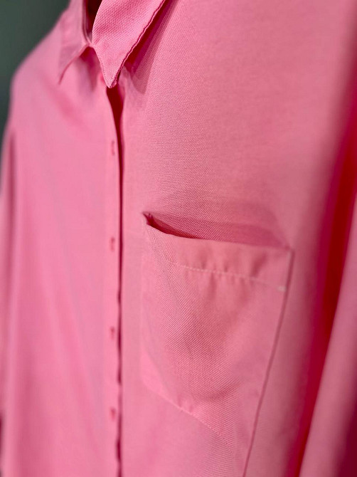 Сорочка жіноча Mix Ray 9942 базова подовжена спинка оверсайз з кишенею рожева, рожевий, S Одеса - фото 7