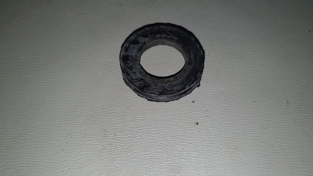 Кольцо уплотнительное пальца задней рессоры Богдан. 264032400104. Харьков - изображение 1