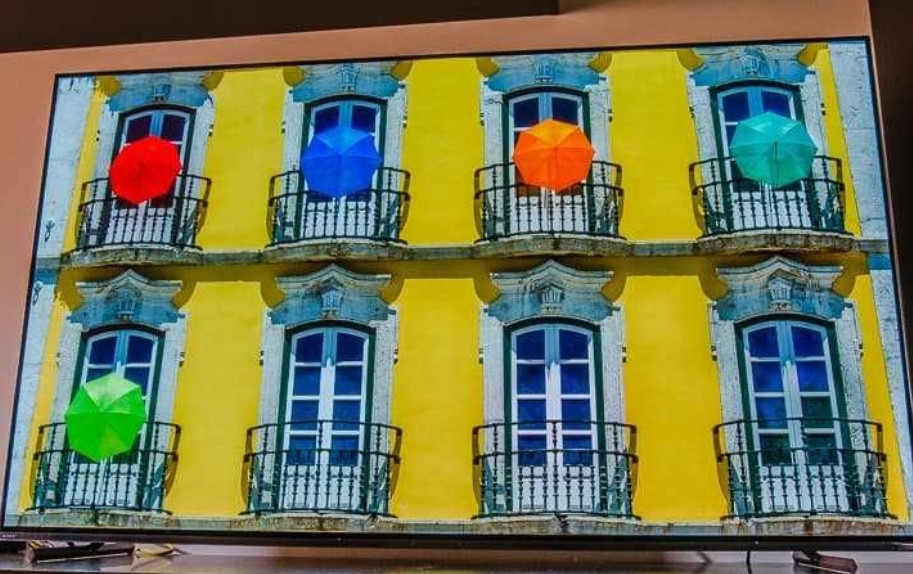 Телевизор Безрамный: 65