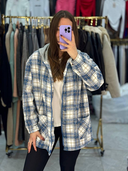 Жіноча тепла сорочка з капюшоном у карту байка на хутрі Блакитний Одеса - фото 3