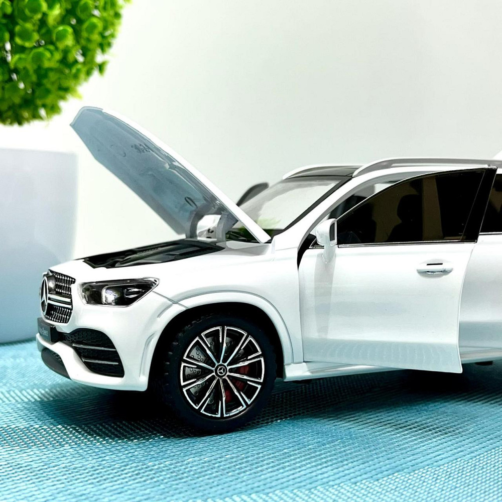 Машина Автосвіт Mercedes інерційна відчиняються двері 20,5 см 1:24 Біла (AP-2100) Чернігів - фото 3