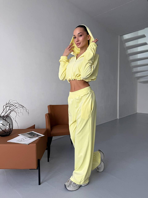 Женский велюровый костюм двойка: худи на молнии и штаны Лимонный, 46/48 Одесса - изображение 7