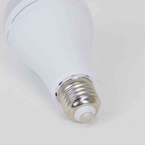 Лампа LED Lightwell BS2C4 15 Вт Е27 з вбудованим акумулятором Київ