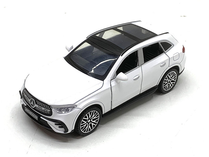 Машина Автосвіт Mercedes інерційна відчиняються двері 15,5 см 1:32 Біла (AP-2077) Чернігів - фото 3