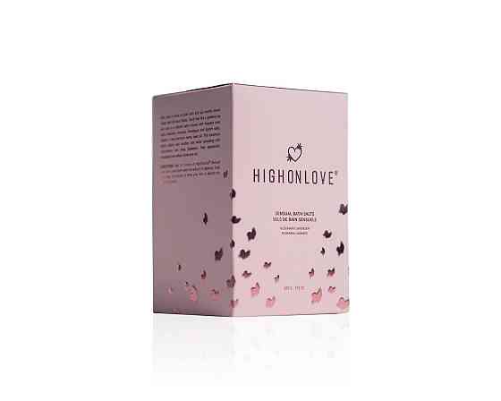 Розовая соль для ванны с маслом семян каннабиса Sensual Bath Salt, 500 г HighOnLove (Канада) Sex Aura Киев