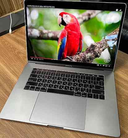 Ноутбук MacBook Pro A1707 / i7/ 16Gb. / SSD512Gb. / AMD Radeon 450 Київ