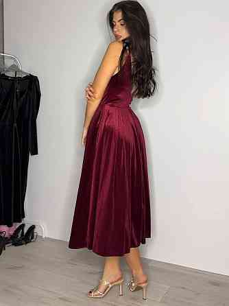 Жіноче вечірнє романтичне плаття з королівського щільного оксамиту Бордо, 44/46 Одеса