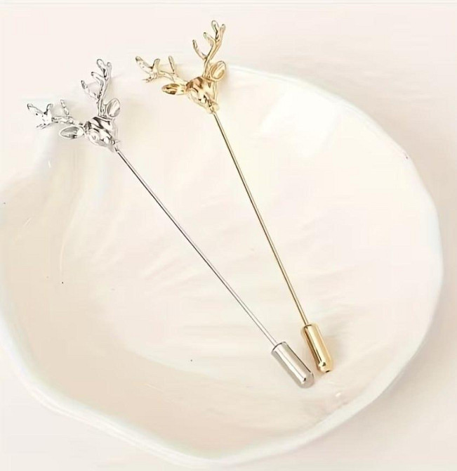 Брошка з оленем срібляста – елегантний акцент для одягу Київ - фото 3