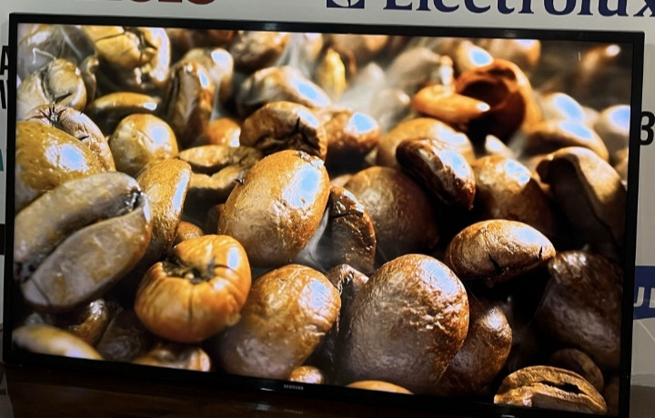 Телевизор Samsung 43